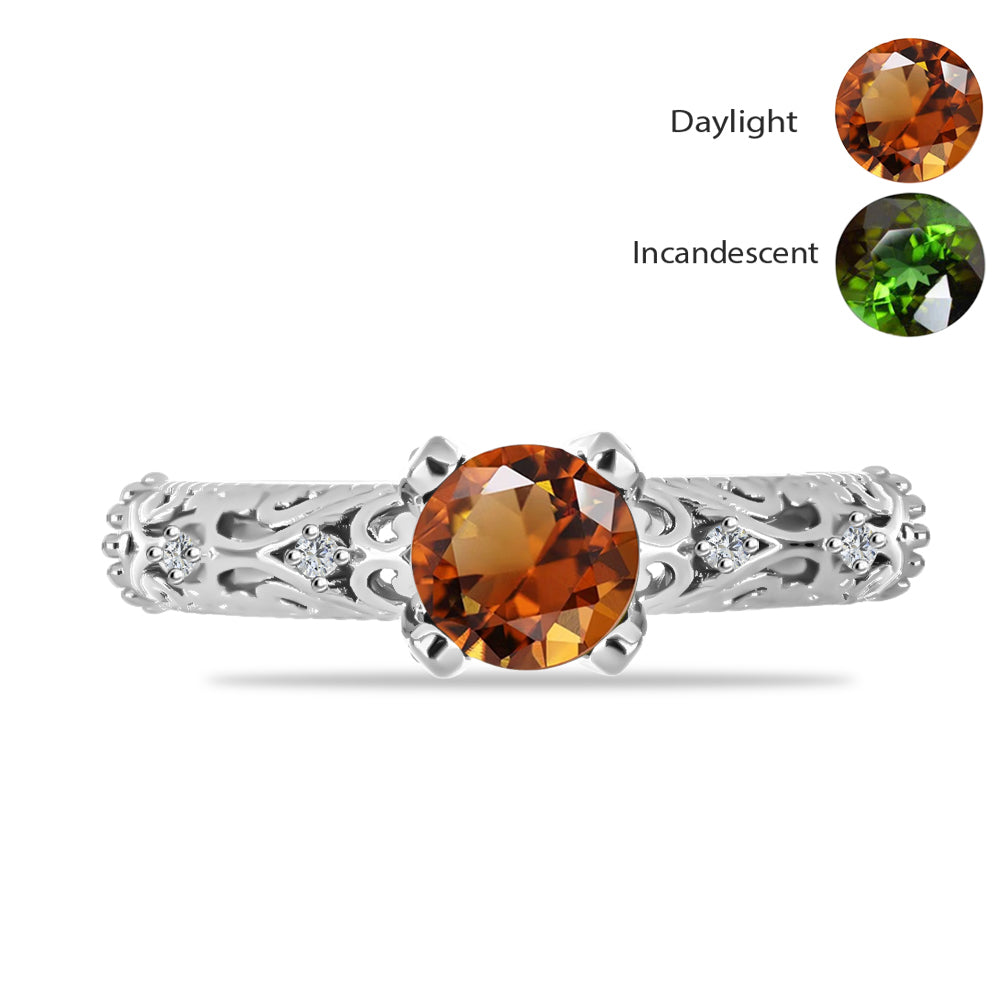 Inel din Argint 925 ( 3.35 grame ) cu Zultanit Anatolian Certificat cultivat în laborator și Topaz Alb 1.03 Carate