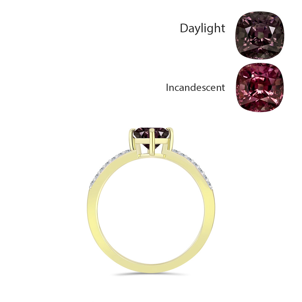 Inel din Argint 925 Placat cu Aur ( 1.94 grame ) cu Granat Bekily care își schimbă culoarea și Topaz Alb 1.29 Carate 6 