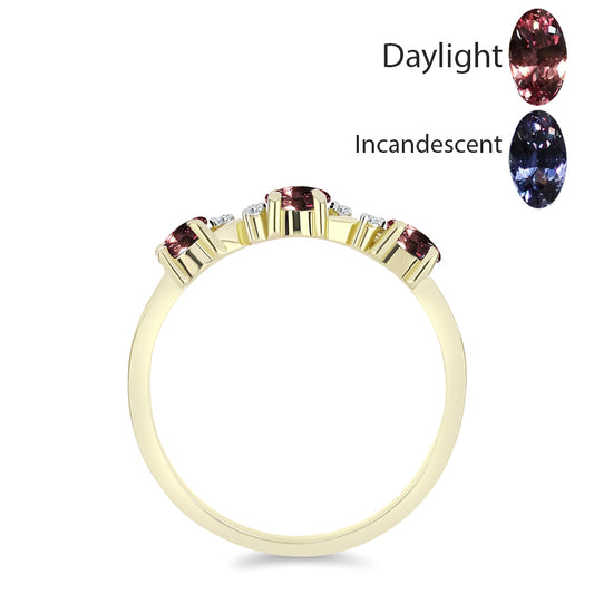 Inel din Argint 925 Placat cu Aur ( 1.64 grame ) cu Granat Bekily care își schimbă culoarea și Topaz Alb 0.59 Carate