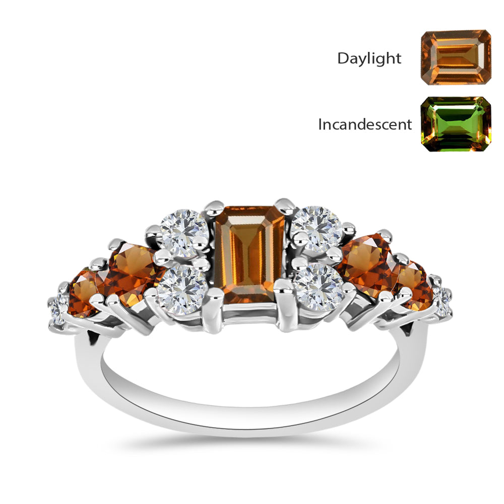Inel din Argint 925 ( 2.57 grame ) cu Zultanit Anatolian Certificat cultivat în laborator și Topaz Alb 2.15 Carate 3 