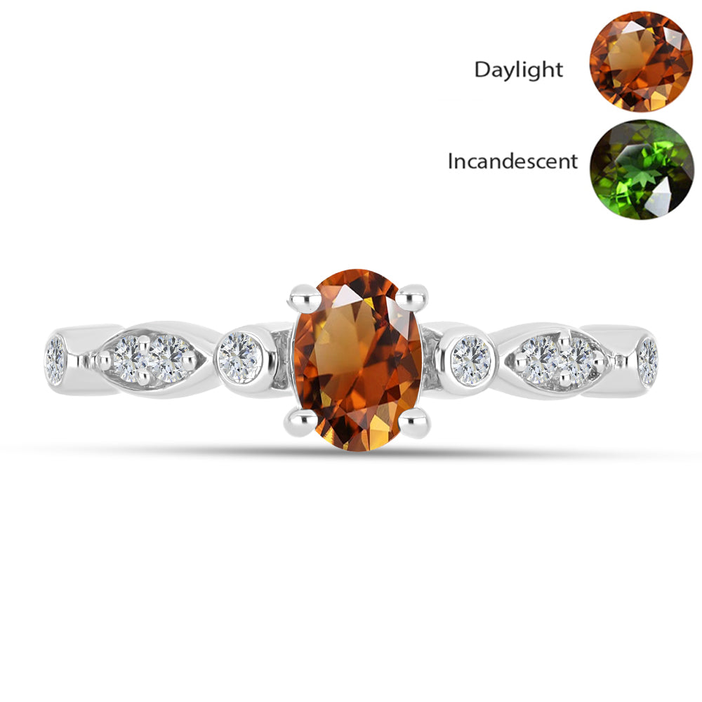 Inel din Argint 925 ( 2.34 grame ) cu Zultanit Anatolian Certificat cultivat în laborator și Topaz Alb 1.07 Carate 1 