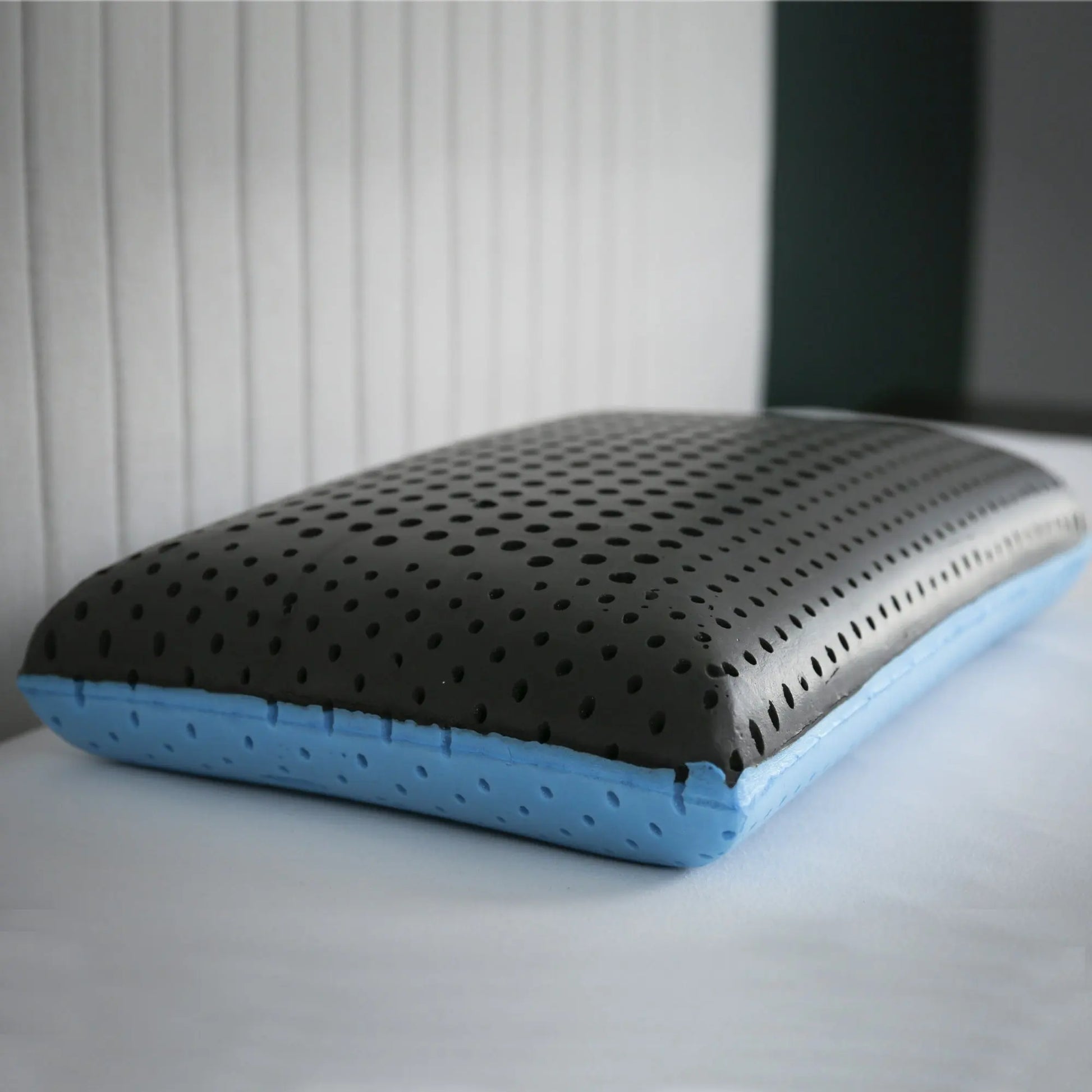 CarbonIce - pernă antibacteriană răcoritoare 7 în 1 13 