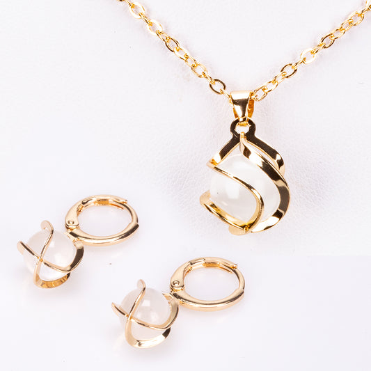Set din Aliaj Placat cu Aur cu Cristal Alb Emporia® ( Colier+Cercei+Pandantiv )