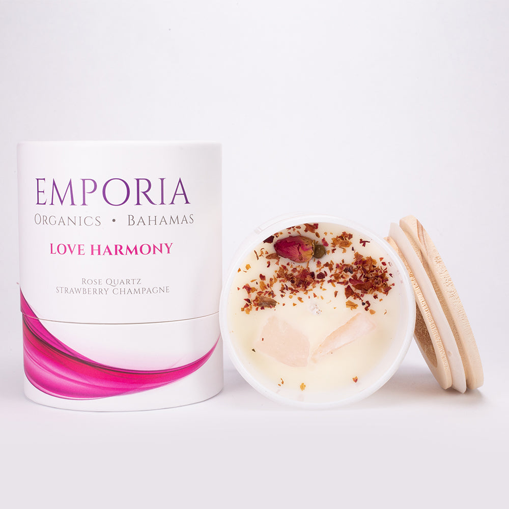 Lumânare de Sticlă Emporia Organics: Bahamas - LOVE HARMONY, cu cuarț roz, aromă de căpșuni și șampanie, 100% ceară de soia, 230 g 1 