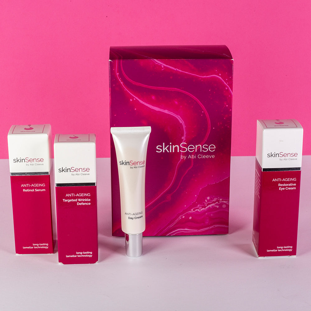 Colecția de tratamente anti-îmbătrânire SkinSense din 4 produse 12 