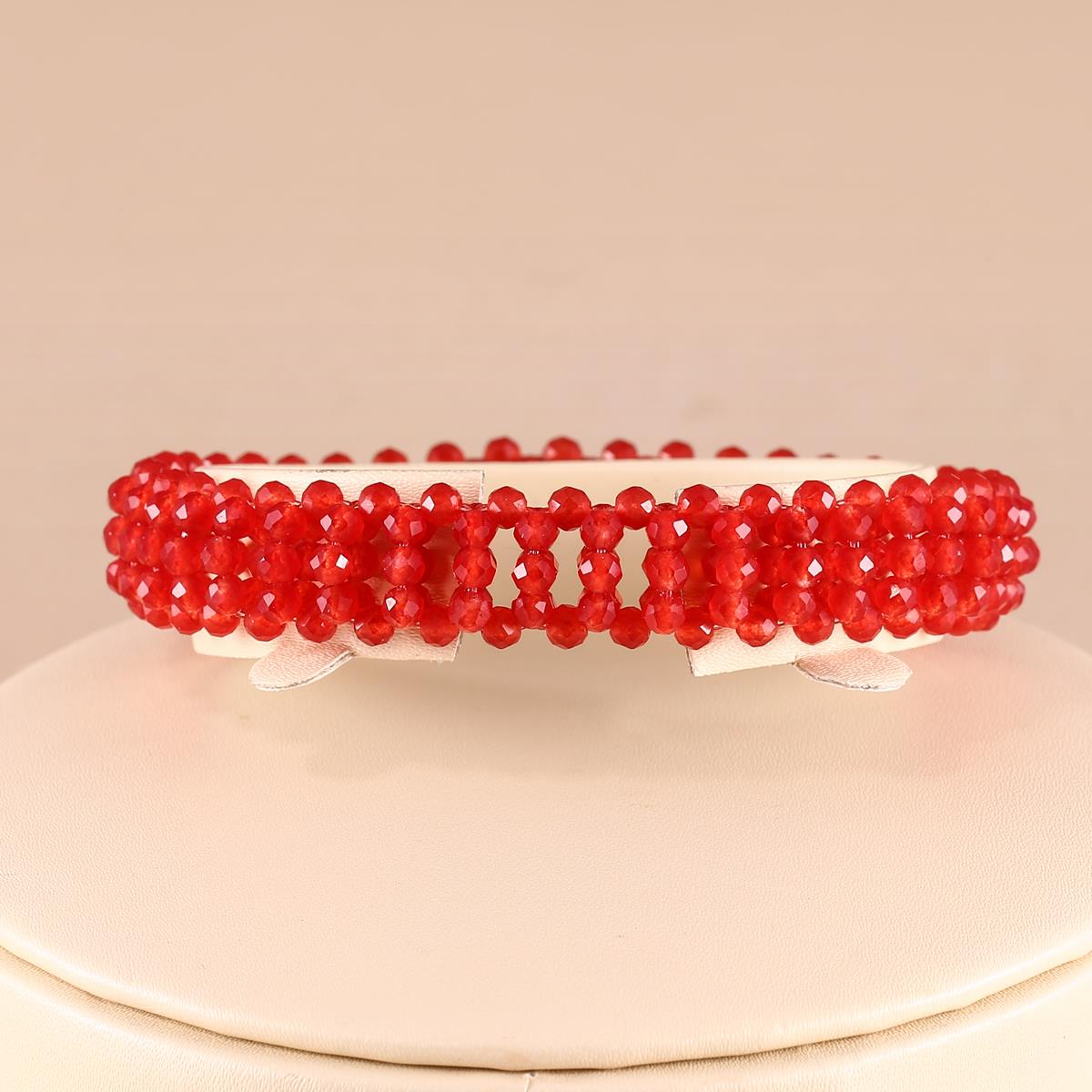 Bracelet with Red Quartz ATWG: 66.00 cts, AVG: 13.20 grms